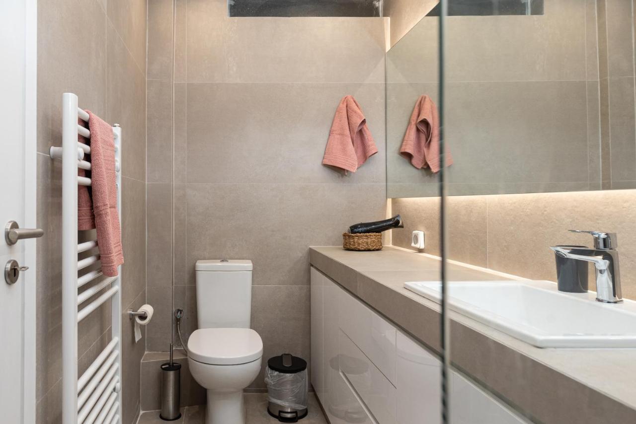 Twins Apartments - Concert Hall Athena Bagian luar foto
